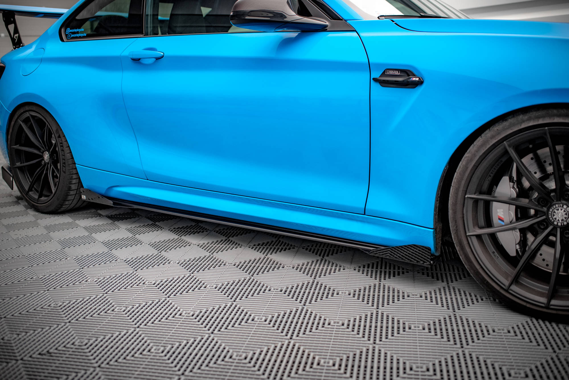 Street Pro Sivuhelmat + Flaps BMW M2 F87, Maxton