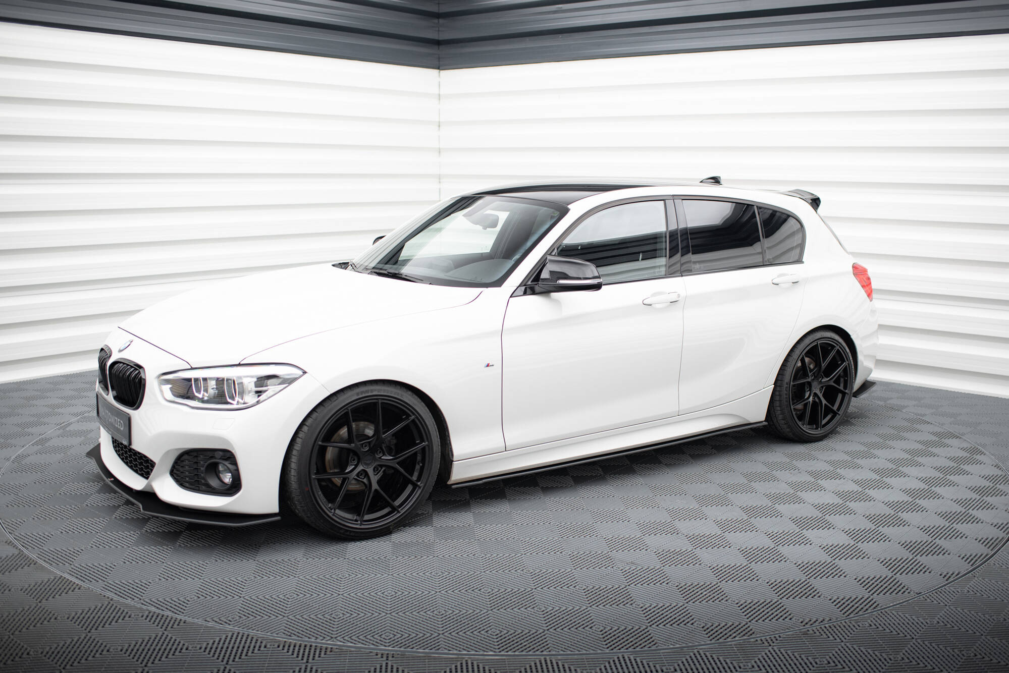 Street Pro Sivuhelmat (V2) BMW 1 F20 M135i / M140i / M-Pack, Maxton-2