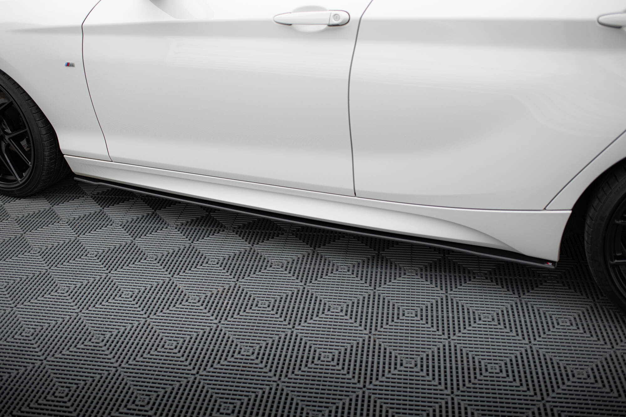 Street Pro Sivuhelmat (V2) BMW 1 F20 M135i / M140i / M-Pack, Maxton-3