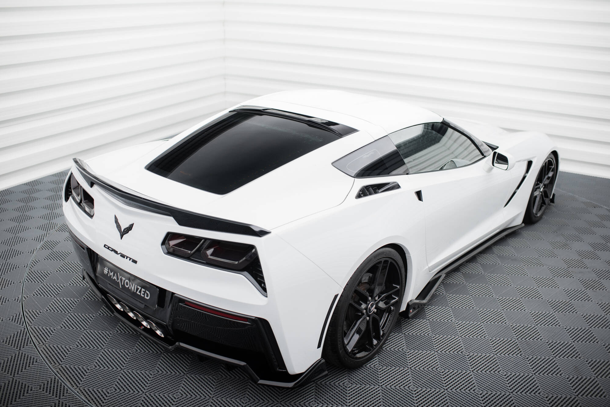 Takaikkunan lippa Chevrolet Corvette Stingray / Z06 C7, Maxton-5