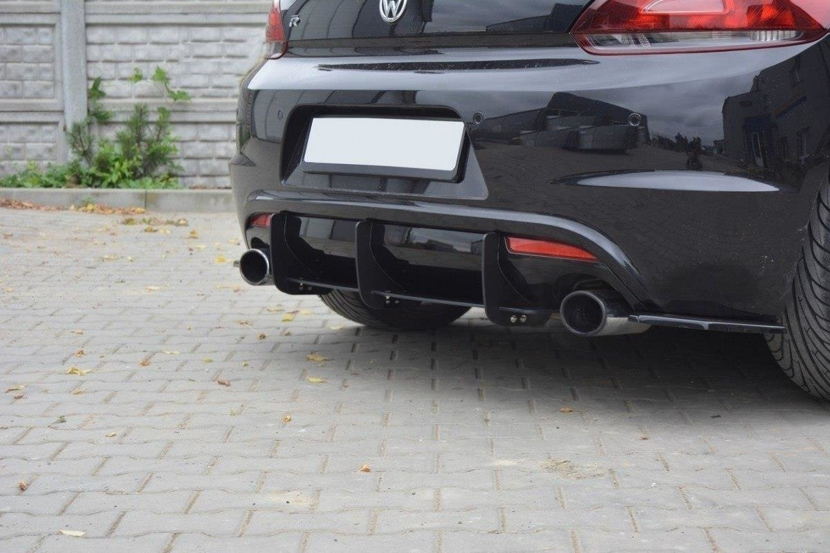 VW SCIROCCO R Takadiffuusori & Taka sivusplitterit, Maxton