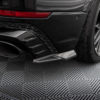 Carbon Fiber Takapuskurin sivulipat Audi RSQ8 Mk1-3