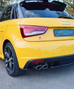 Takapuskurin sivulipat Audi S1 8X